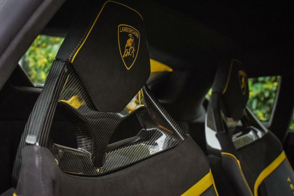 Lamborghini Huracan Sterrato Black #36