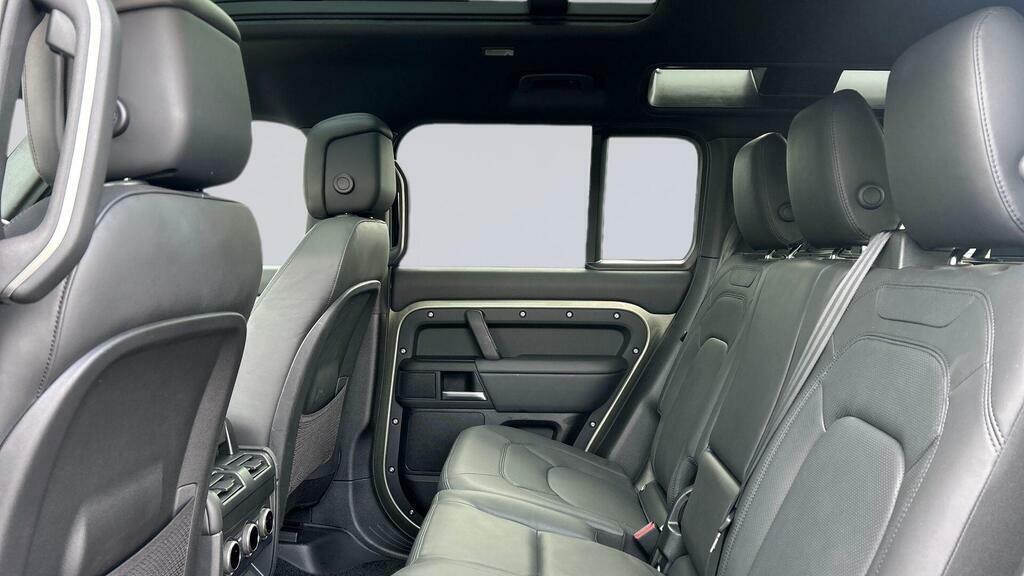 Land Rover Defender 110 3.0 D350 X-dynamic Hse Green #4