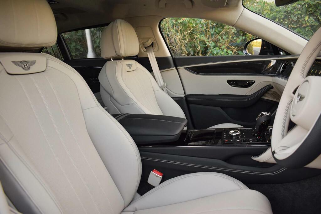 Bentley Flying Spur 4.0 V8 Hybrid Grey #40