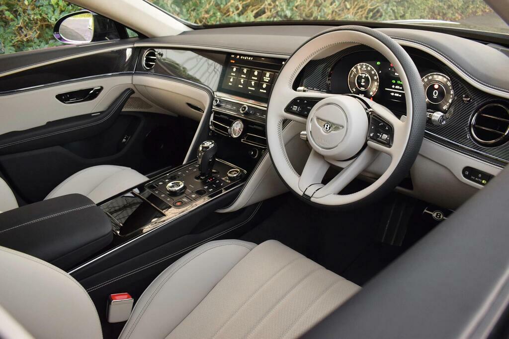 Bentley Flying Spur 4.0 V8 Hybrid Grey #37