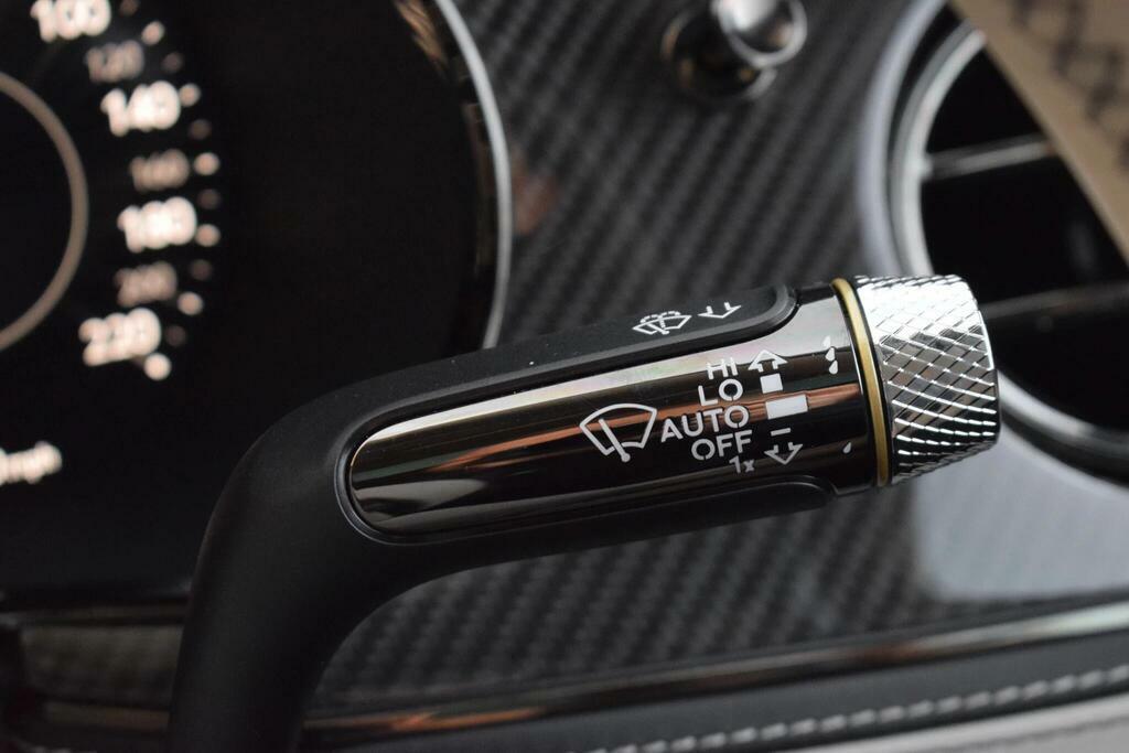 Bentley Flying Spur 4.0 V8 Hybrid Grey #56