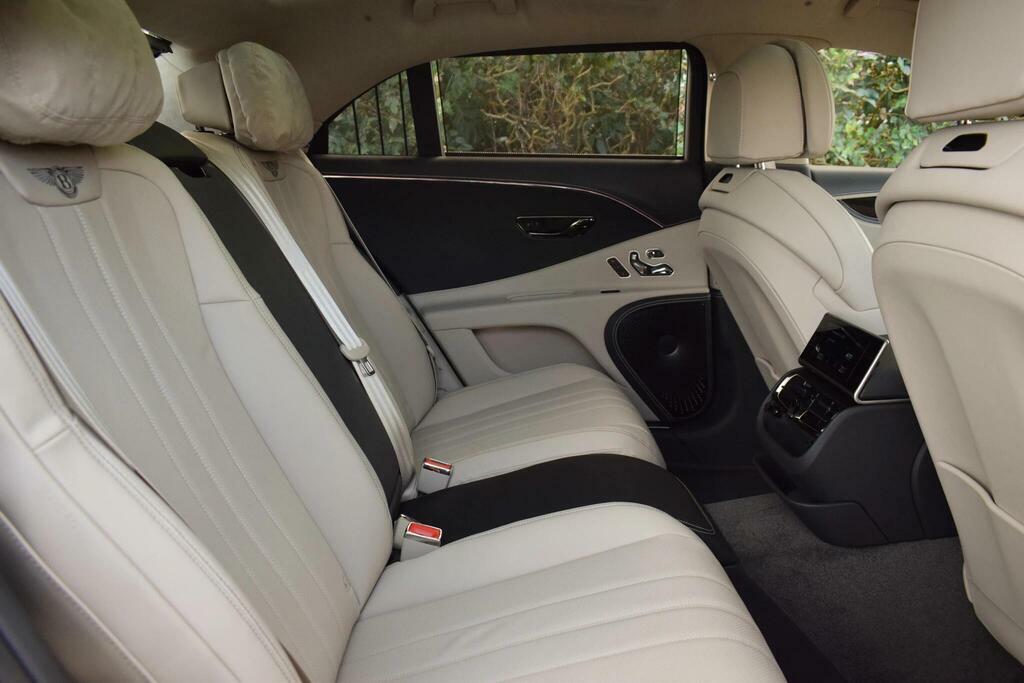 Bentley Flying Spur 4.0 V8 Hybrid Grey #35