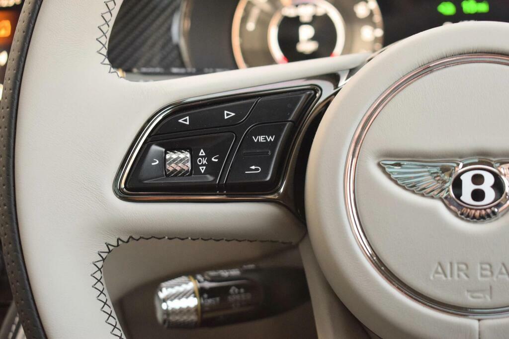 Bentley Flying Spur 4.0 V8 Hybrid Grey #44