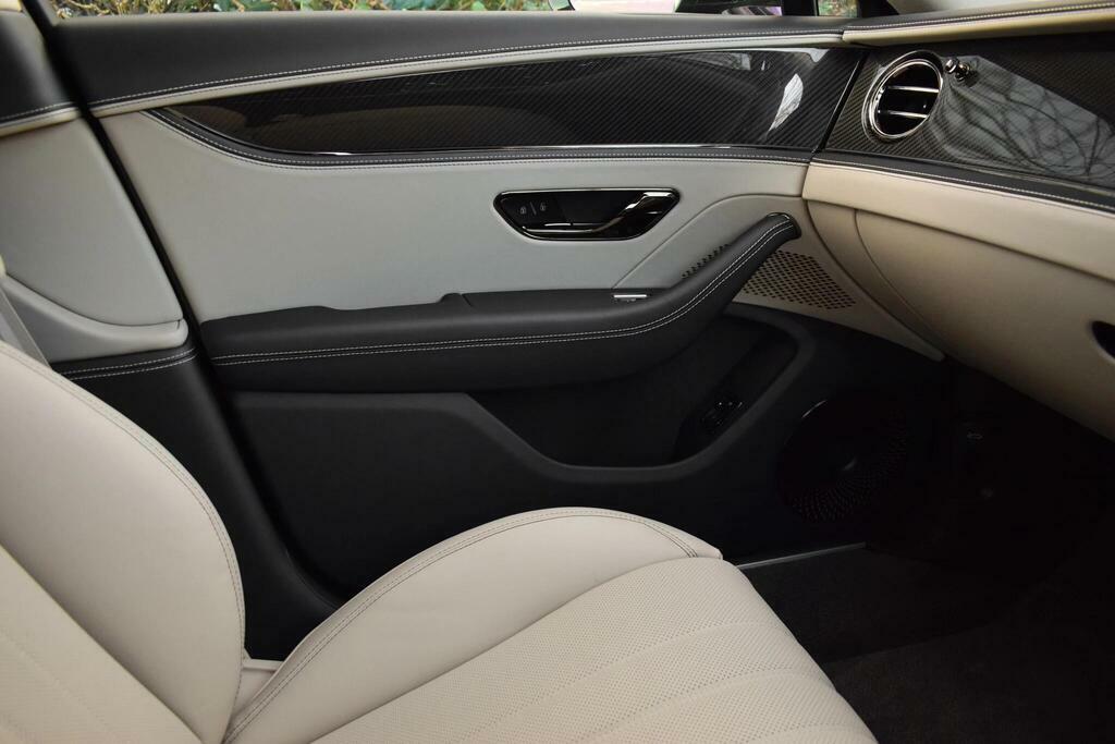 Bentley Flying Spur 4.0 V8 Hybrid Grey #34