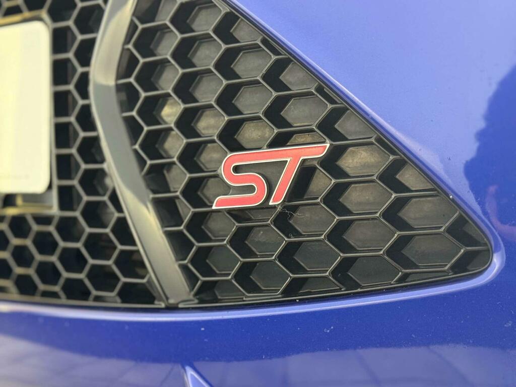 Ford Focus 2.0 St-3 247 Bhp Black #17