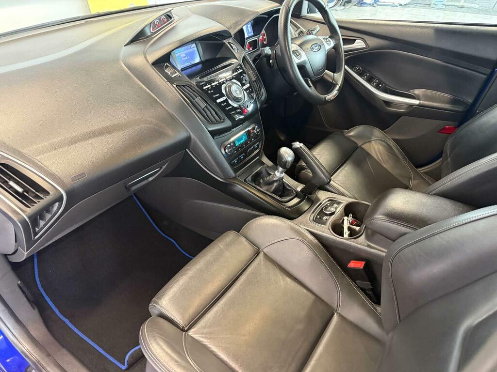 Ford Focus 2.0 St-3 247 Bhp Black #24