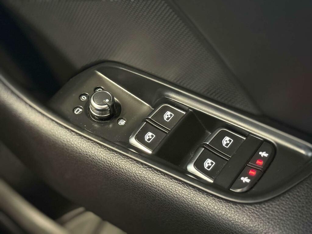 Audi A3 30 Tdi 116 Sport Red #32