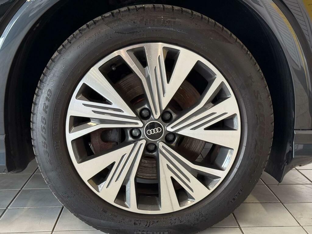 Audi Q4 E Tron 150Kw 40 82Kwh S Line Grey #46