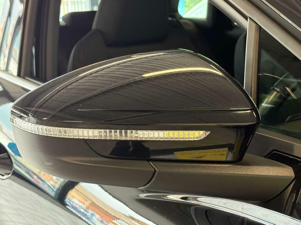Audi Q4 E Tron 150Kw 40 82Kwh S Line Grey #9