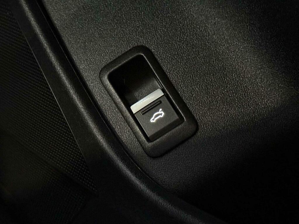Audi Q4 E Tron 150Kw 40 82Kwh S Line Grey #40