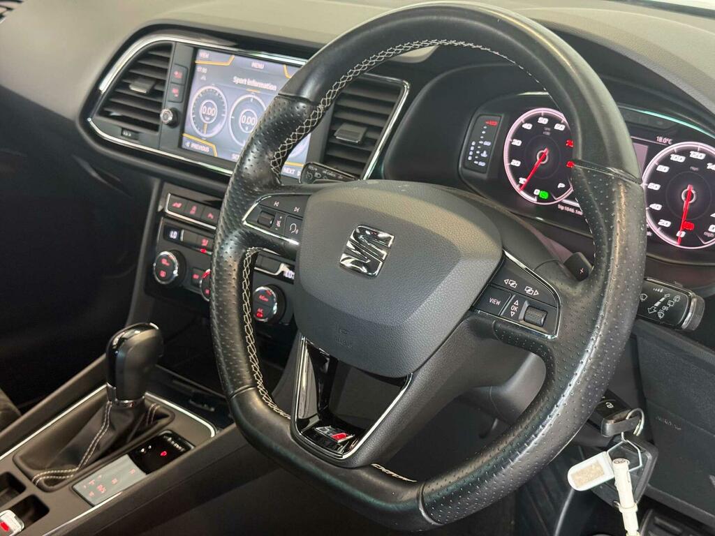 Seat Leon Cupra 300 Blue #2