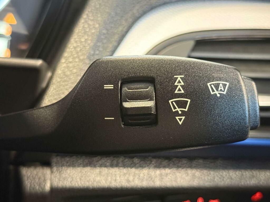 BMW 1 Series 118D Se Nav Step Silver #39