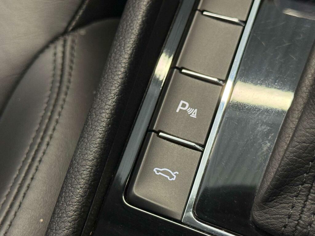 Skoda Superb  Black #32