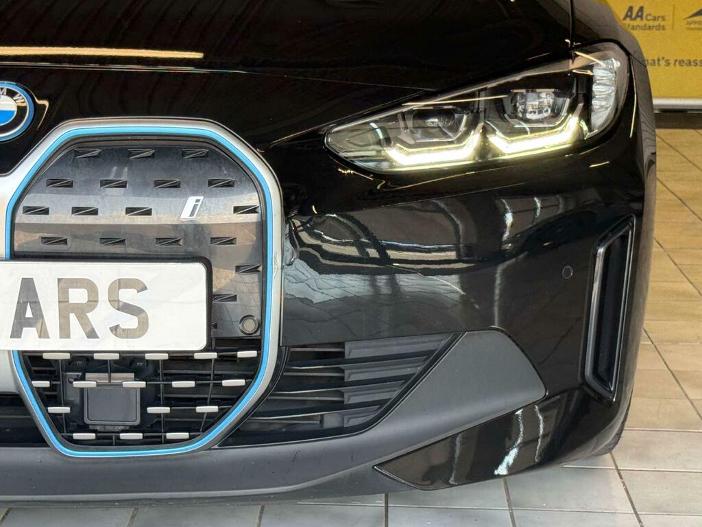 BMW i4 Sport Black #5