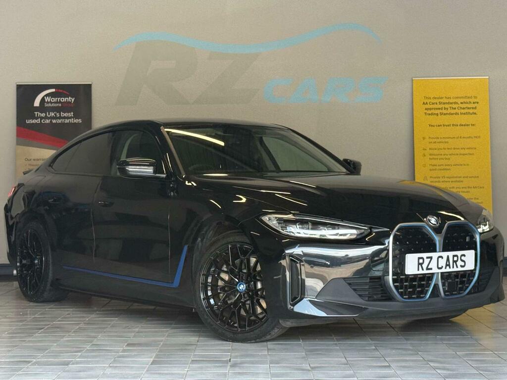 BMW i4 Sport Black