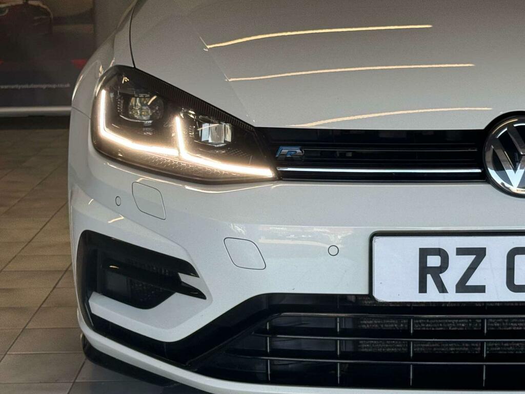 Volkswagen Golf R White #4