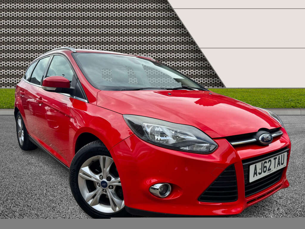 Ford Focus 1.6 Focus Zetec AJ62TAU Red