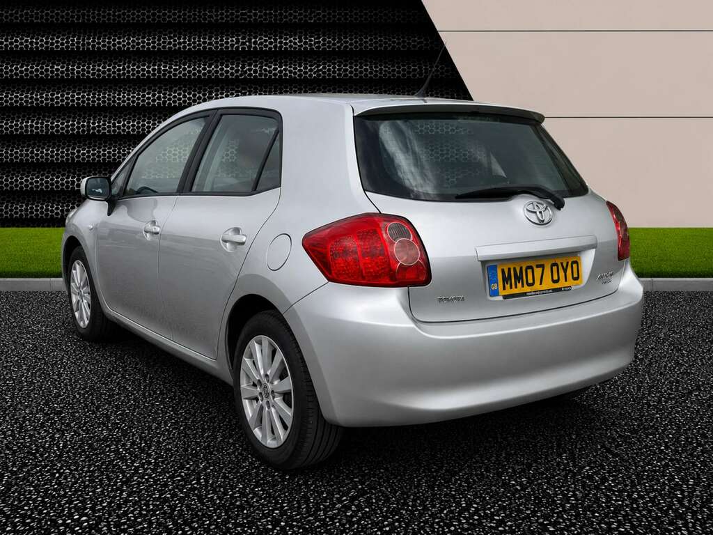 Toyota Auris 1.6 Auris T Spirit Vvt-i Silver #2