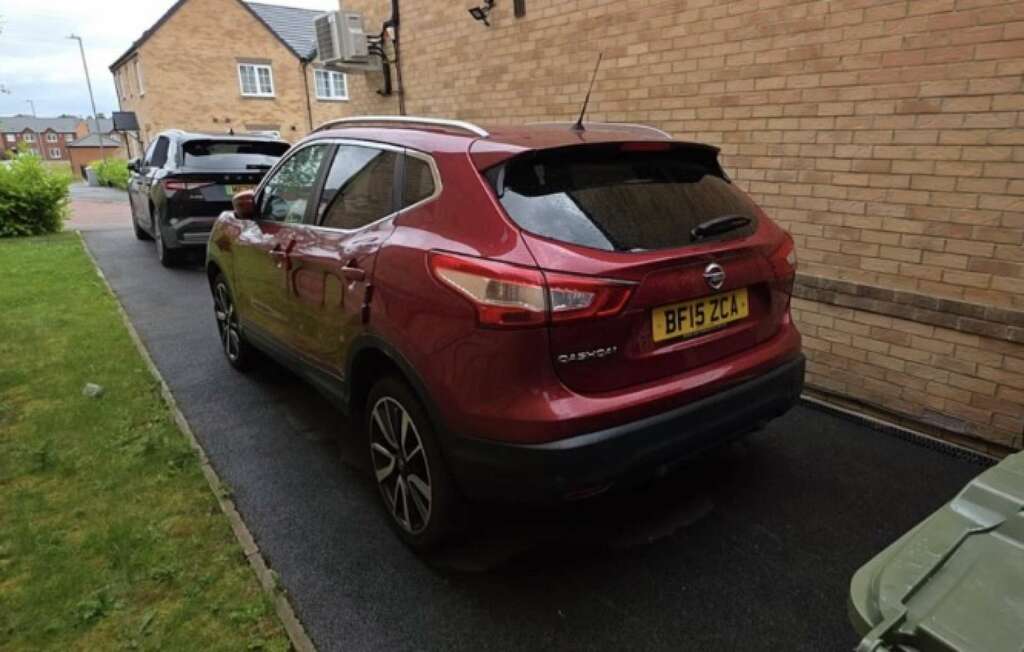 Nissan Qashqai Dci Tekna White #2