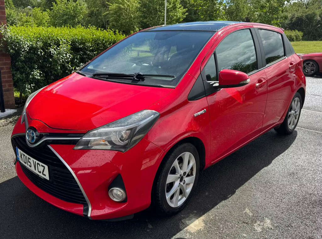 Toyota Yaris 1.5 Yaris Sport Hybrid Vvt-i Cvt Red #2