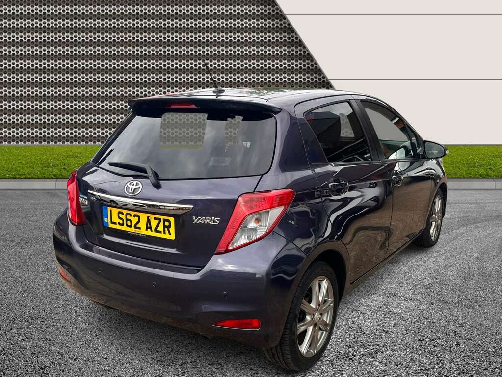 Toyota Yaris 1.3 Yaris Sr Vvt-i Cvt Blue #3
