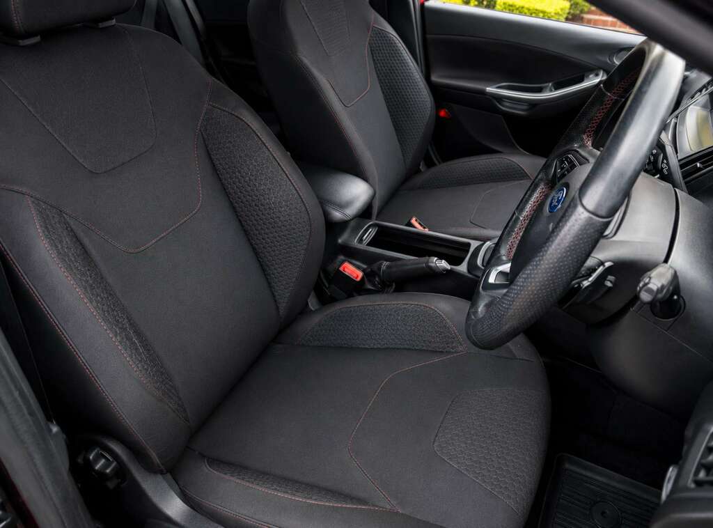 Ford Focus 1.0 Focus St-line X Black #4