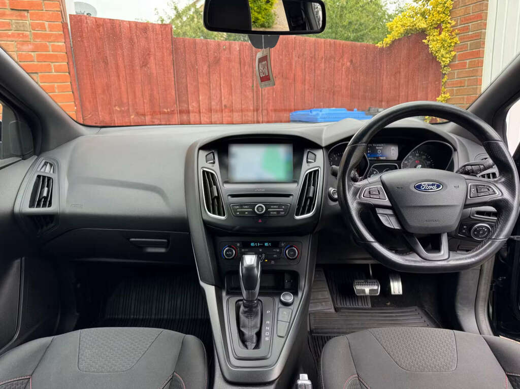 Ford Focus 1.0 Focus St-line X Black #6