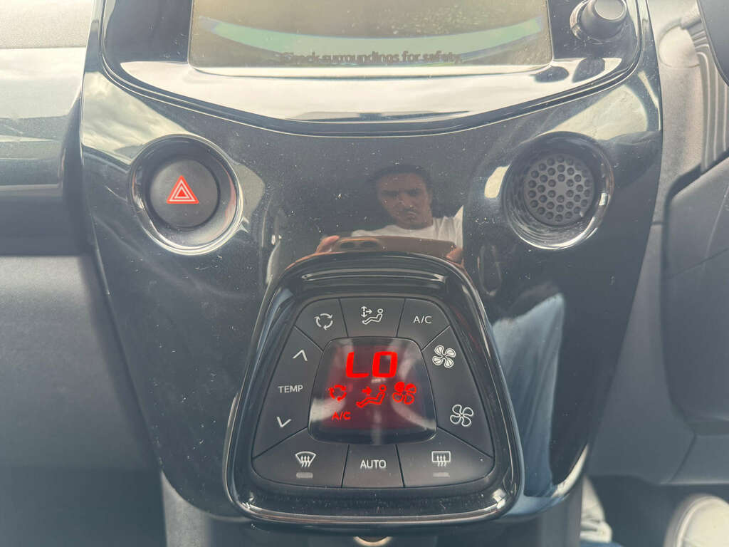 Toyota Aygo X X-press White #35