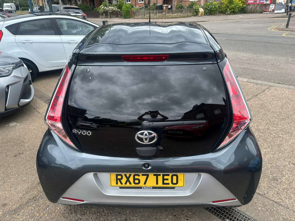 Toyota Aygo X X-press White #10