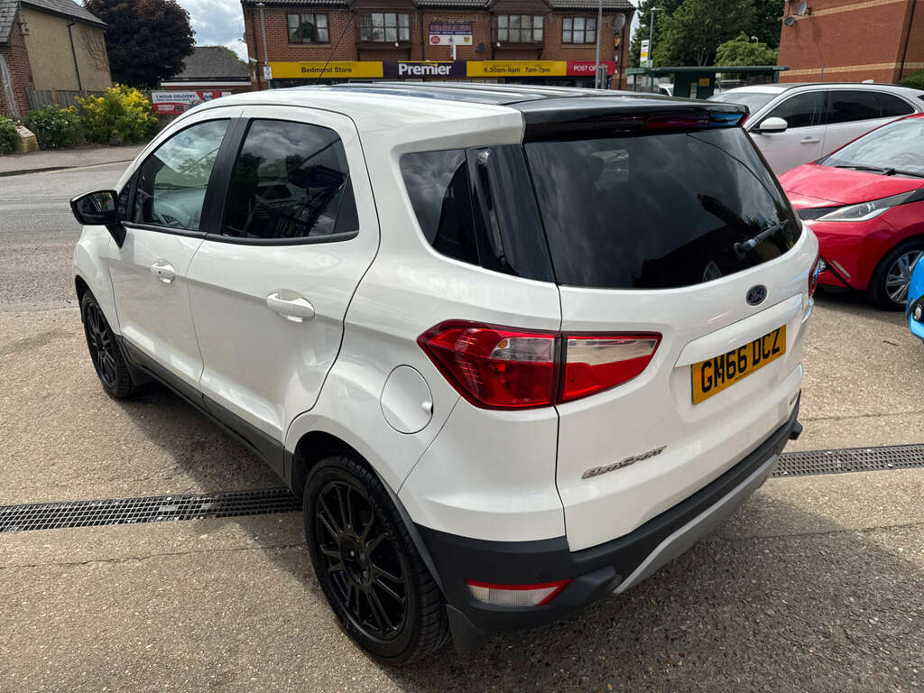 Ford Ecosport Titanium White #22