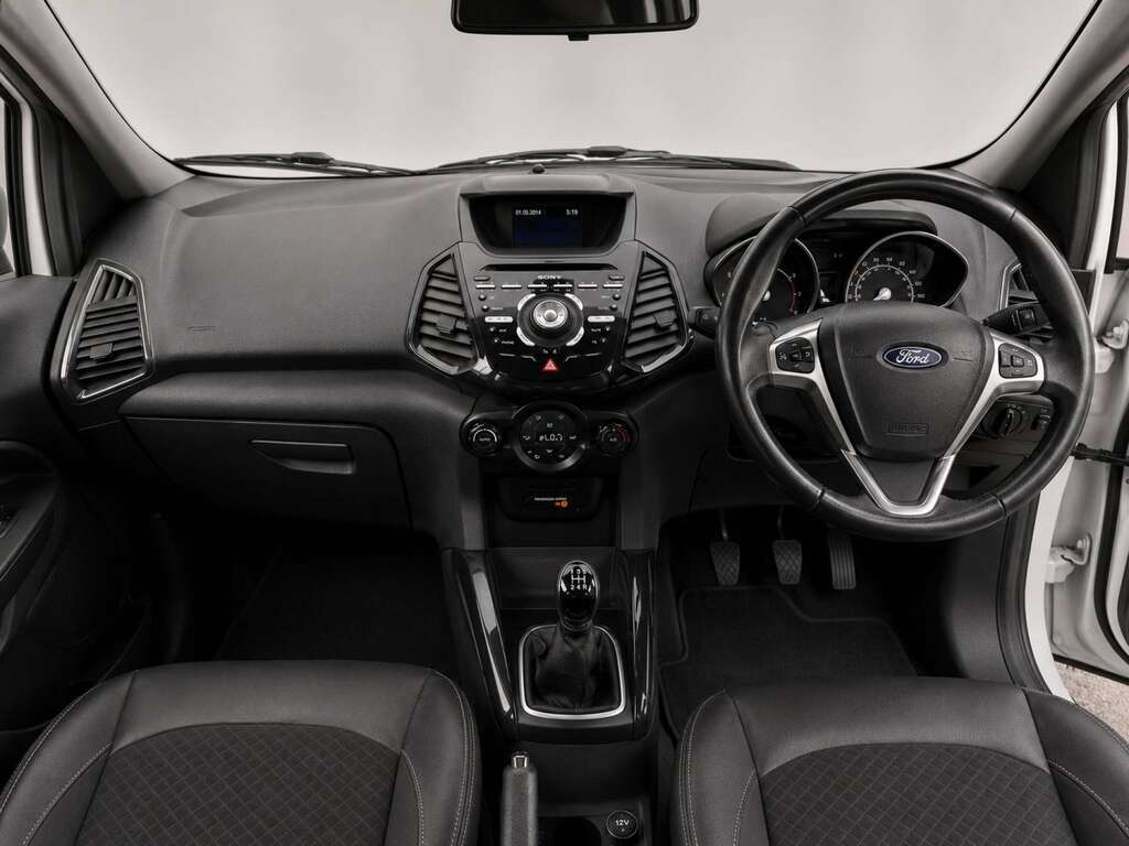 Ford Ecosport Titanium White #16