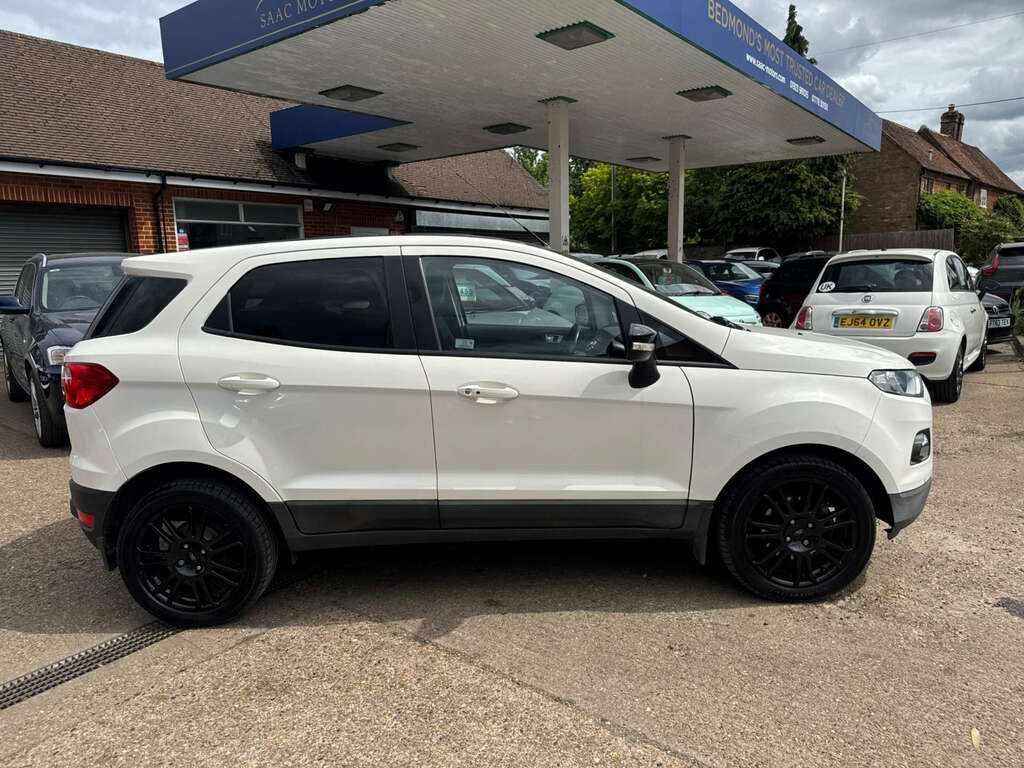 Ford Ecosport Titanium White #33