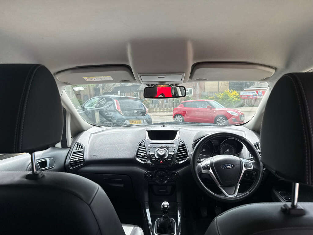 Ford Ecosport Titanium White #26