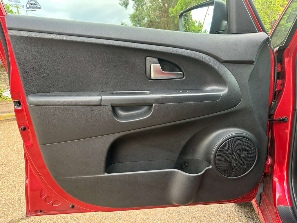 Kia Venga Venga 3 Black #10