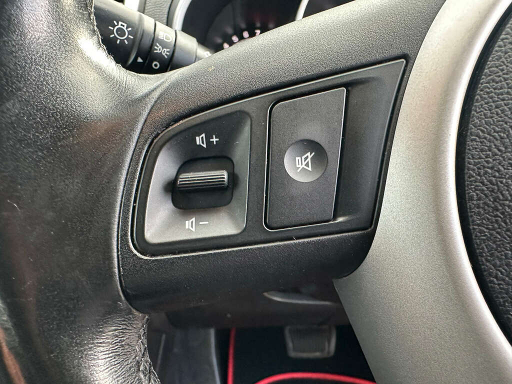 Kia Venga Venga 3 Black #14