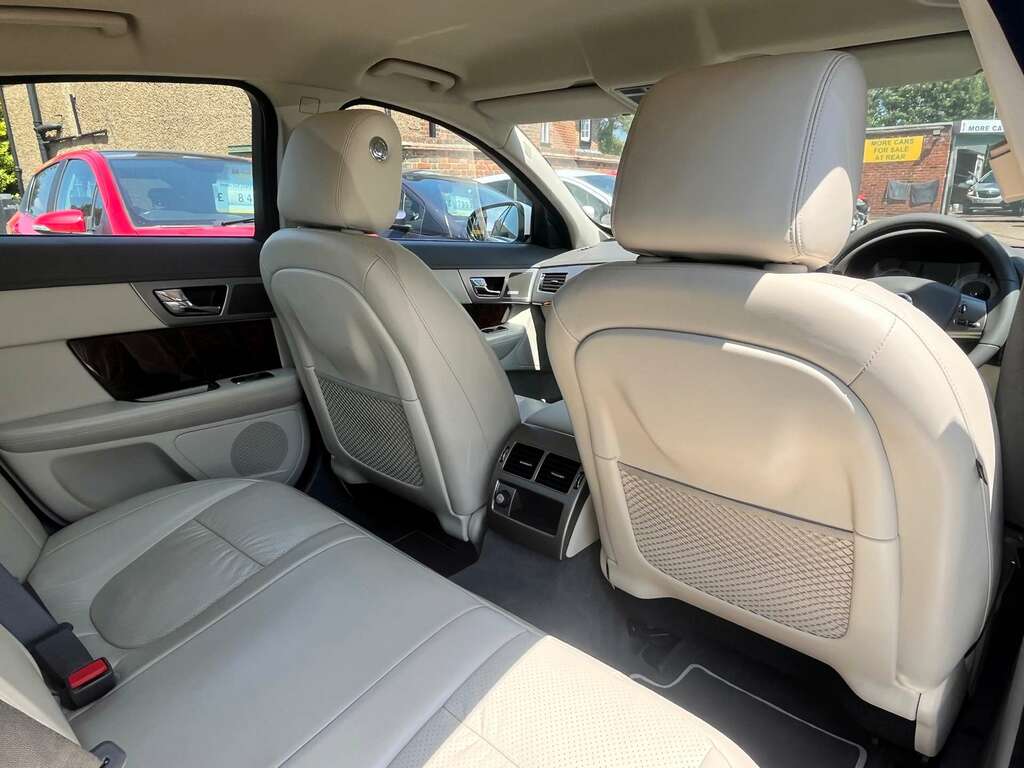 Jaguar XF 3.0 Xf Premium Luxury V6 Silver #6