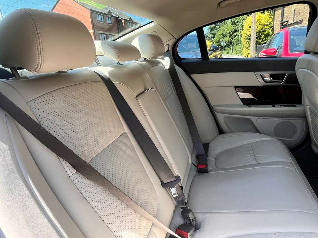 Jaguar XF 3.0 Xf Premium Luxury V6 Silver #5