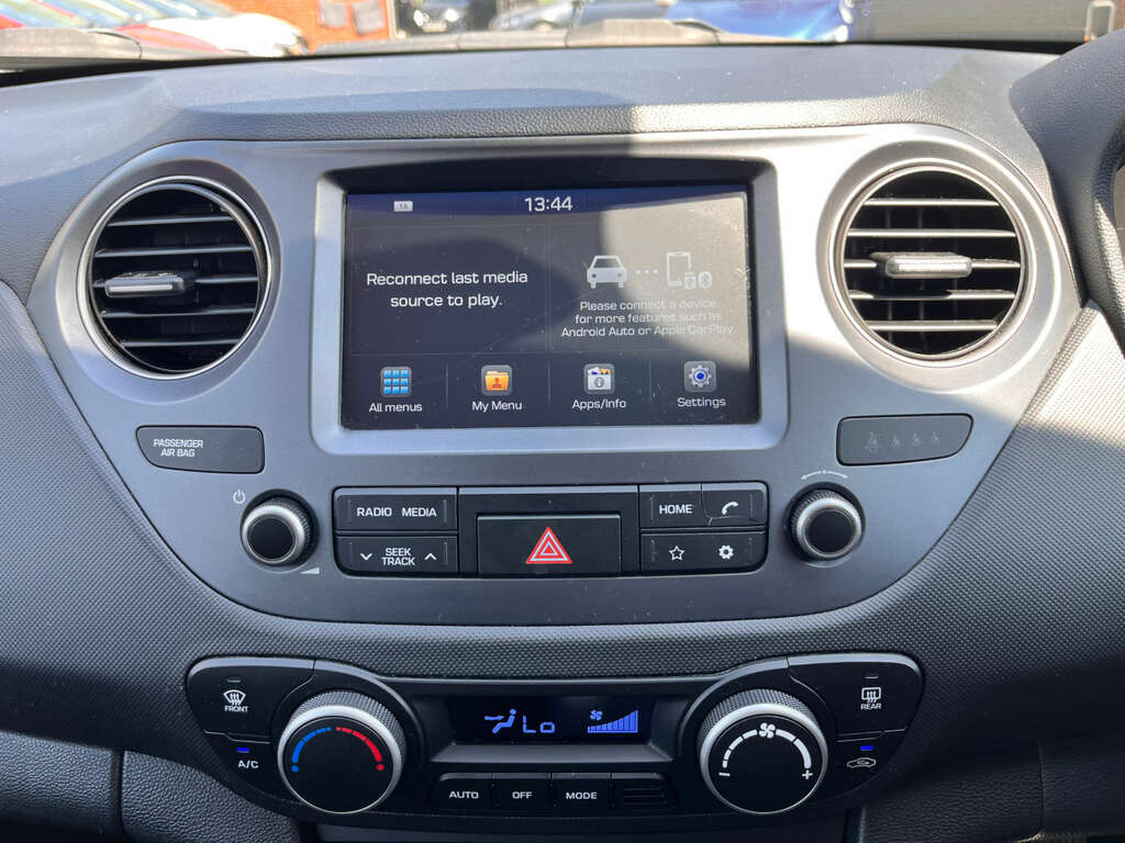 Hyundai I10 1.0 I10 Premium White #5