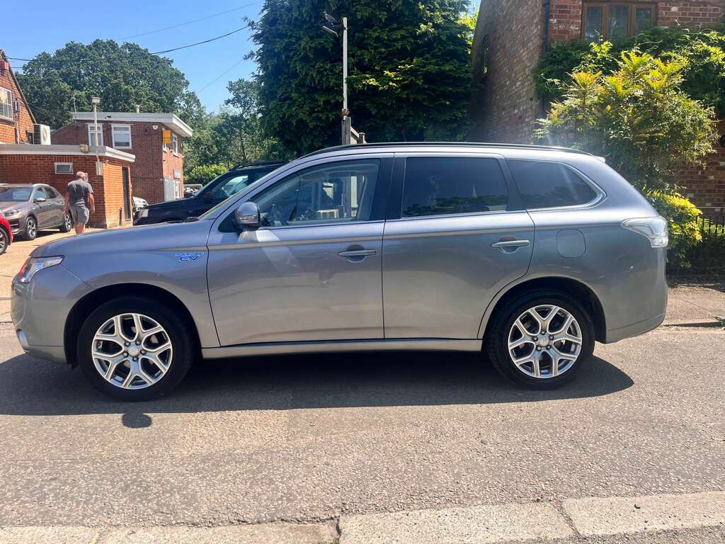 Mitsubishi Outlander  Black #15
