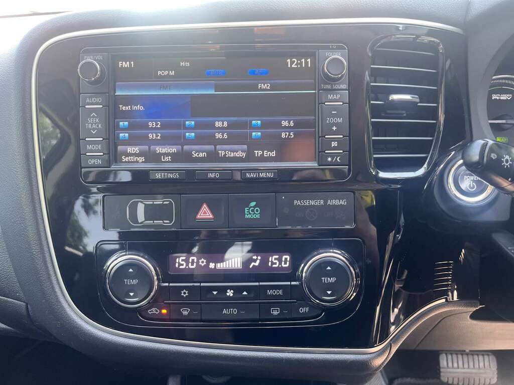 Mitsubishi Outlander  Black #35