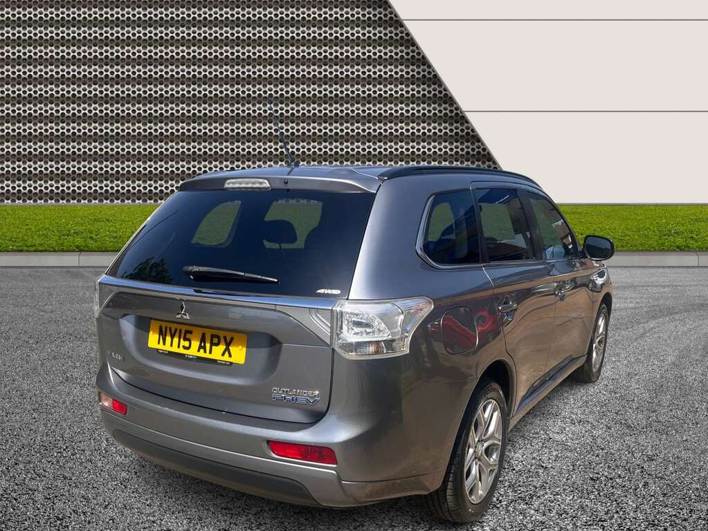 Mitsubishi Outlander 2.0 Outlander Gx 4H Phev 4Wd Grey #2