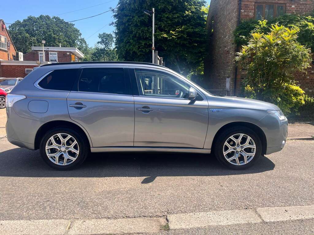 Mitsubishi Outlander  Black #14