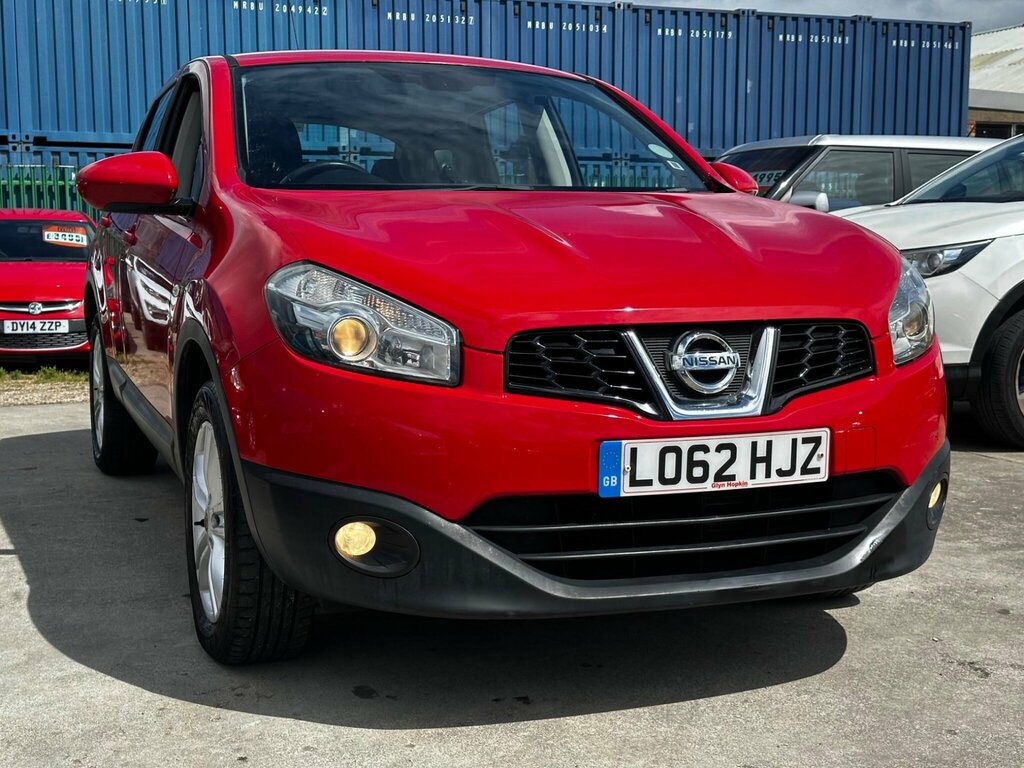 Nissan Qashqai 1.6 Acenta Cvt 2Wd Euro 5 Red