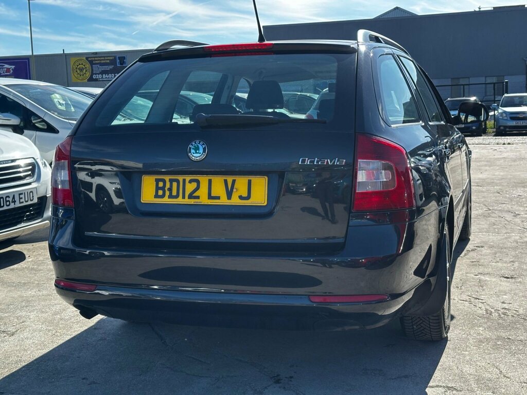 Skoda Octavia 1.2 Tsi Se Euro 5 Black #5