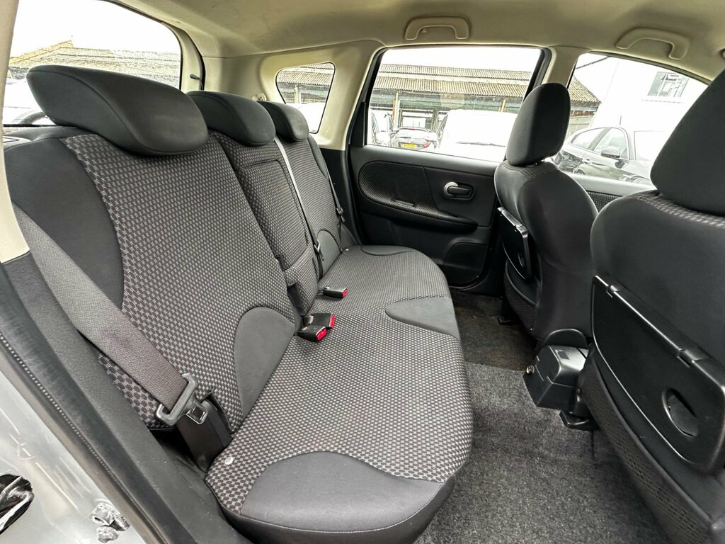 Nissan Note Hatchback 1.4 16V Acenta Euro 4 200808 Red #27