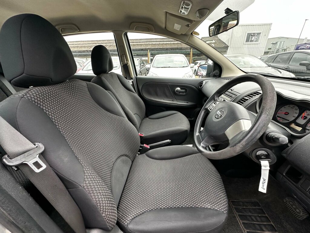 Nissan Note Hatchback 1.4 16V Acenta Euro 4 200808 Red #18