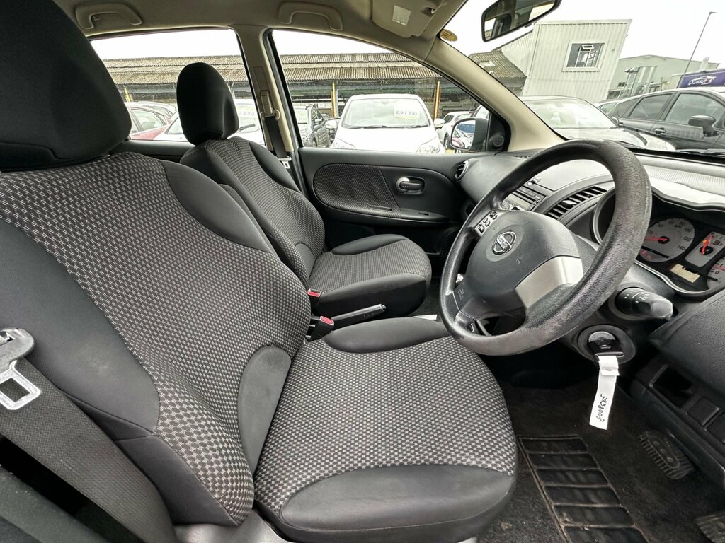 Nissan Note Hatchback 1.4 16V Acenta Euro 4 200808 Red #16