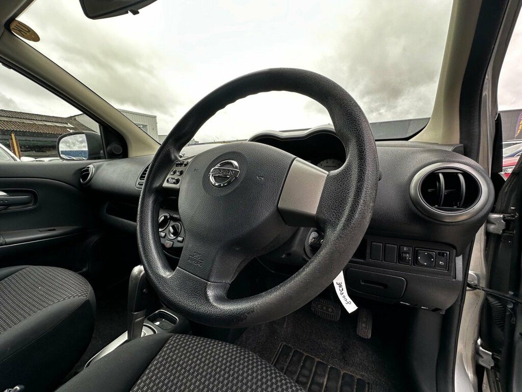 Nissan Note Hatchback 1.4 16V Acenta Euro 4 200808 Red #14