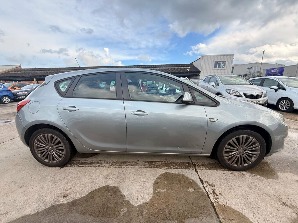 Vauxhall Astra 1.4 16V Excite Euro 5 Silver #4