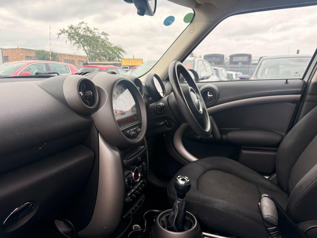 Mini Countryman 2L Cooper D White #9